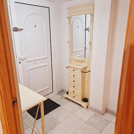 Magnifico Adosado En Torrevieja, Alicante. بيت للعطل تورّيفيِخا