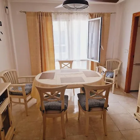 Holiday home Magnifico Adosado En Torrevieja, Alicante.