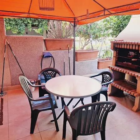 Magnifico Adosado En Torrevieja, Alicante. Holiday home Torrevieja