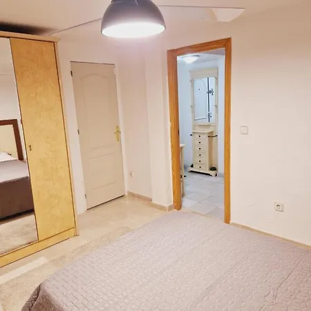 بيت للعطل Magnifico Adosado En Torrevieja, Alicante. تورّيفيِخا